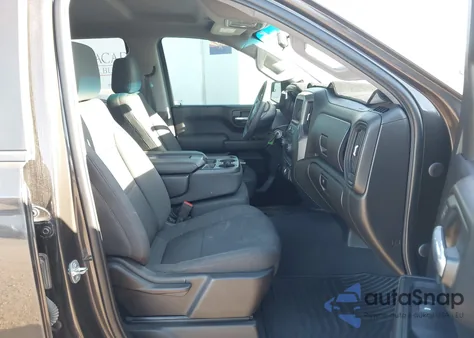 2021 Chevrolet Silverado 1500 4Wd Short Bed Custom z USA, uszkodzony, nr VIN 1GCPYBEK3MZ396262